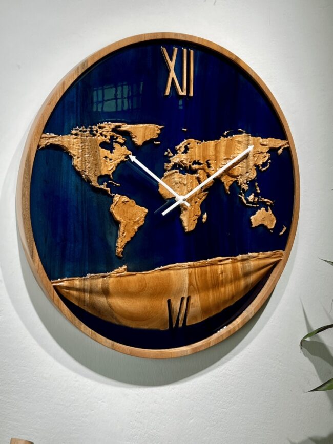 Space view wall clock - Image 3